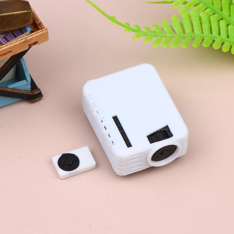 Miniature Simulation Projector Ornaments With Remote Controller 1/12 Dollhouse Mini Projector Model Micro Scene Decoration Toys