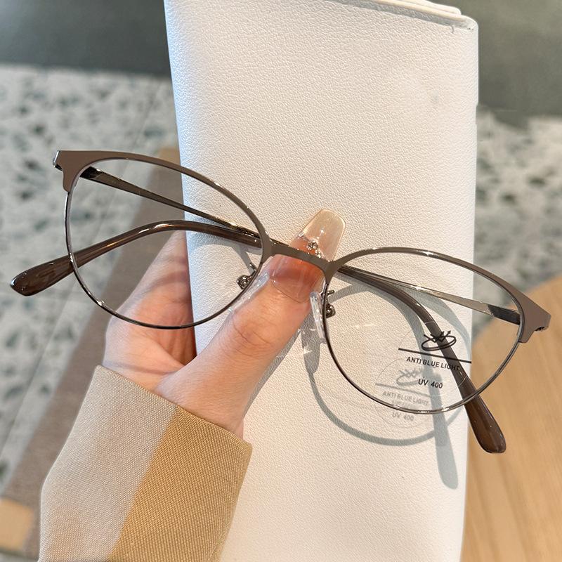 New Ultra Light Women's Plain Cat Eye Frame Ladies' Style Can Be Paired With High Height Glasses Frame Myopia Glasses 9015