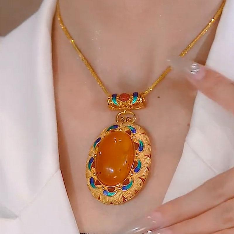 New Chinese antique gold-plated imitation amber beeswax egg surface pendant Guochao court style cloisonne necklace holiday gift