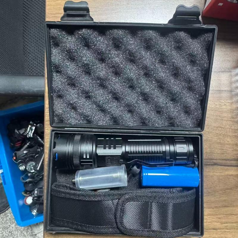Powerful Spotlight Long Range LED Flashlight Type-C Charging Output Zoom Aluminum Alloy LED Torch For Camping hunting Lamp