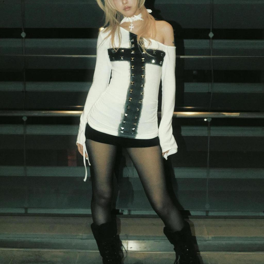 Retro American Off-Shoulder Cross Diagonal Long Sleeve Y2K Slim Fit Top