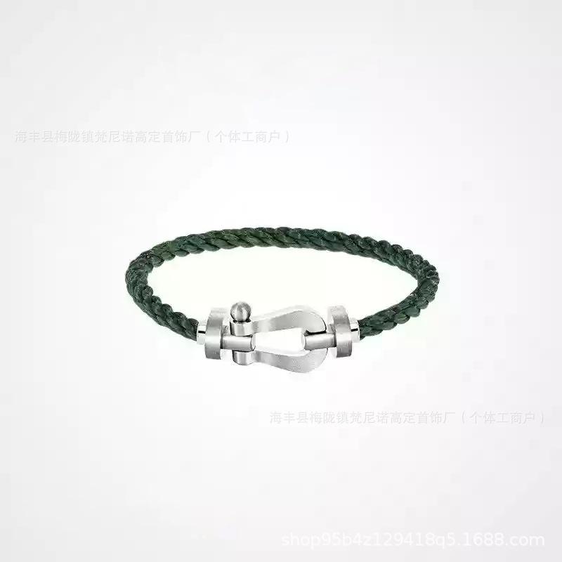 Pulsera de Oro V Full Diamond Cuerda Roja de Herradura de 8 Caracteres Cuerda de Mano de Alambre de Acero