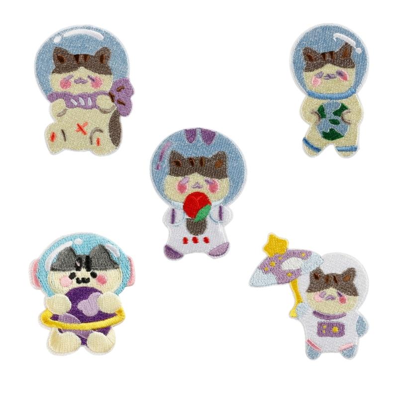 5 Pcs Cartoon Cats Decorative Patches Lovely Astronaut Iron On Patches Embroidered Patches Repair Patches Sew On Patches 1