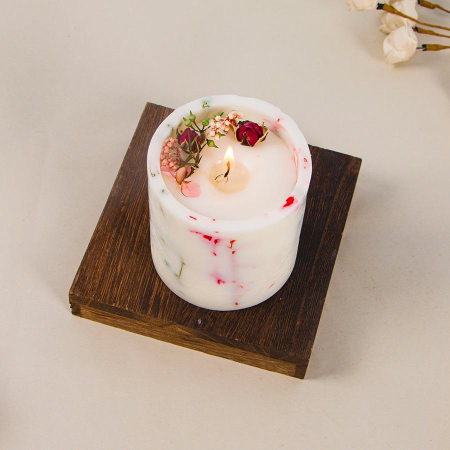 Luxury Custom Aroma Candle Handmade Soy Wax Pillar Scented Candle With Dried Flower for Christmas Decor 7*7.5CM&custom