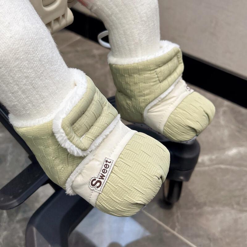 

Winter Baby Walking Shoes: Warm, Velvet-Soft Soles, Non-Slip for Boys & Girls 0-12 Months M inner length 12.5cm for 8-15 months