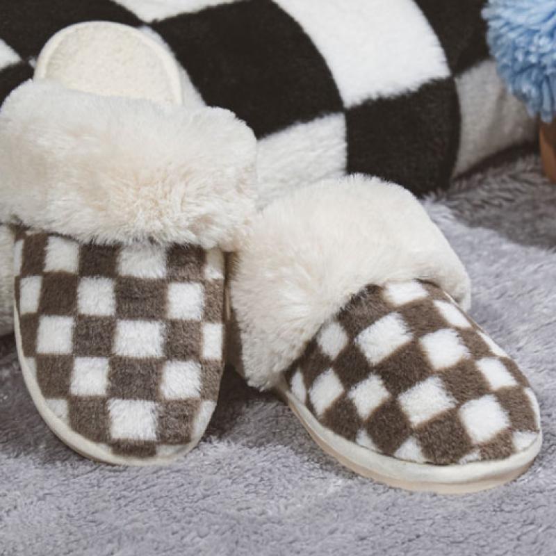 Daiso Block Check Fleece Lining Clogged Living Room Shoes 220 240 Mm Ivory