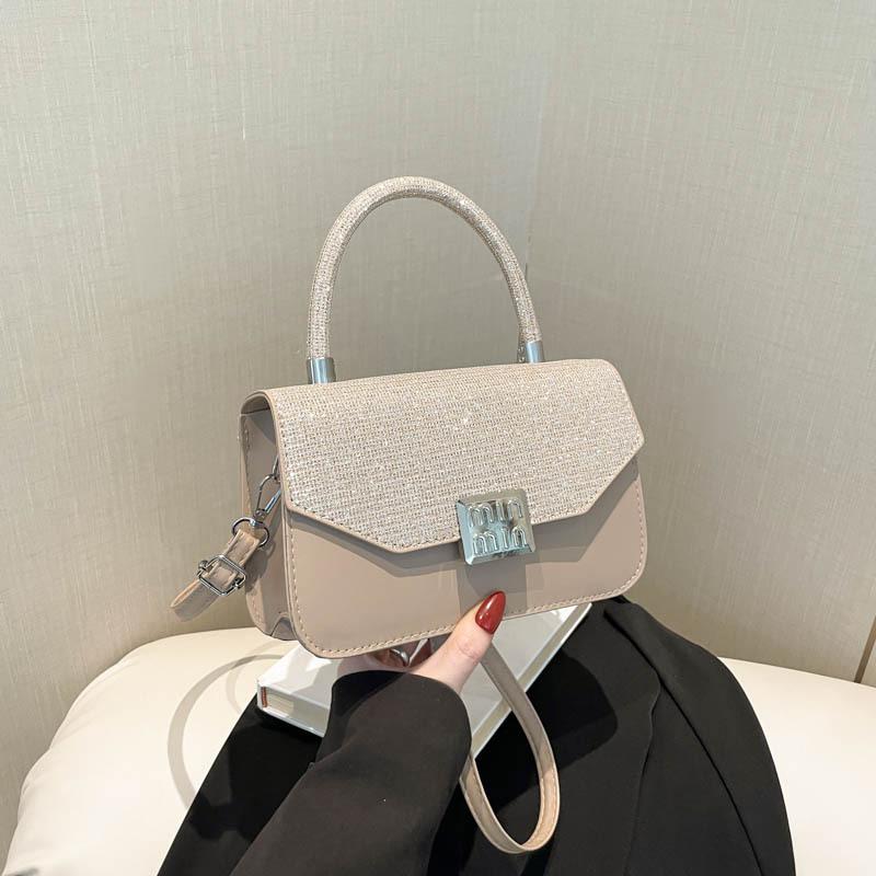 

Новый дизайн, легкая роскошь, высококлассный темперамент, универсальная городская сумка-мессенджер через плечо, однотонная, популярная женская сумка хаки