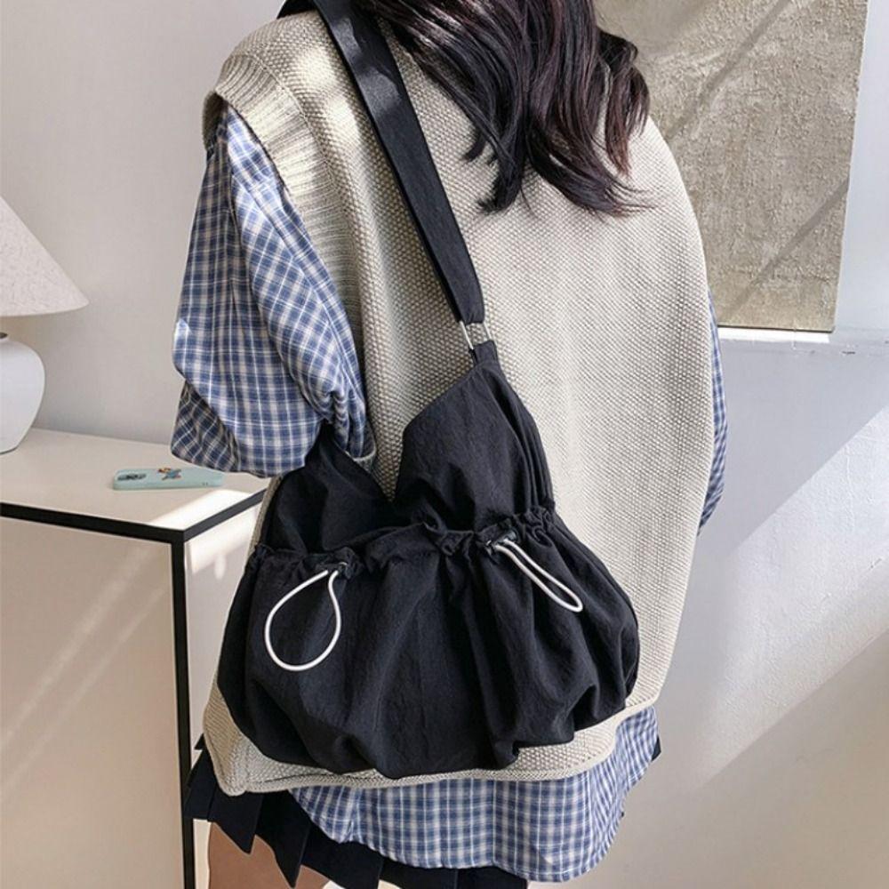 

Большая вместительная нейлоновая легкая сумка, новый дизайн, сумка через плечо для студента чёрный