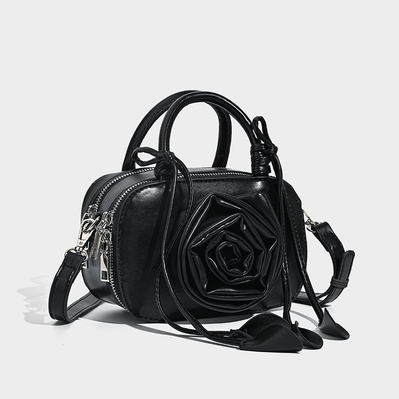 Luxury Elegant Three-dimensional Rose Flower Handbags Design Pleated Flower Shoulder Bag Women Wedding Party Female Pillow Bag