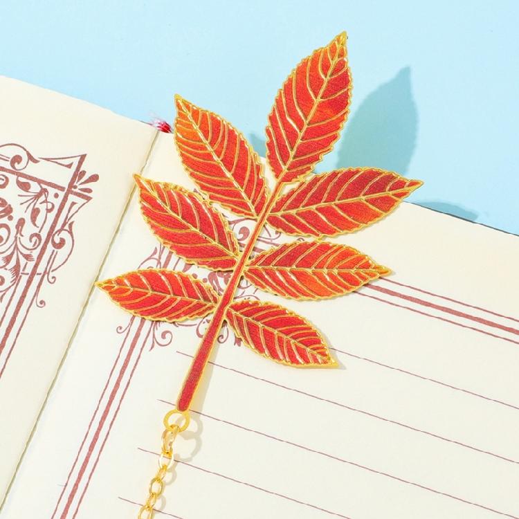 4Pcs Fall Leaves Themed Metal Bookmarks with Chain Pendant Books Page Marker Reading Aid for Book Lover Readers Writers