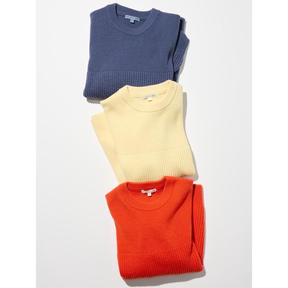 Uniqlo Ribbed Crewneck Sweater
