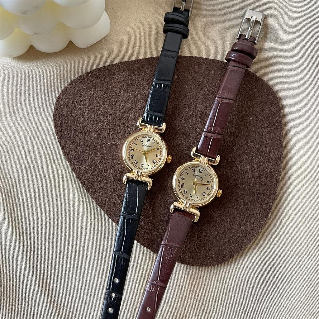 Mini Small Brown Watch Retro Ladies Light Luxury Niche Art Medieval Small Gold Watch