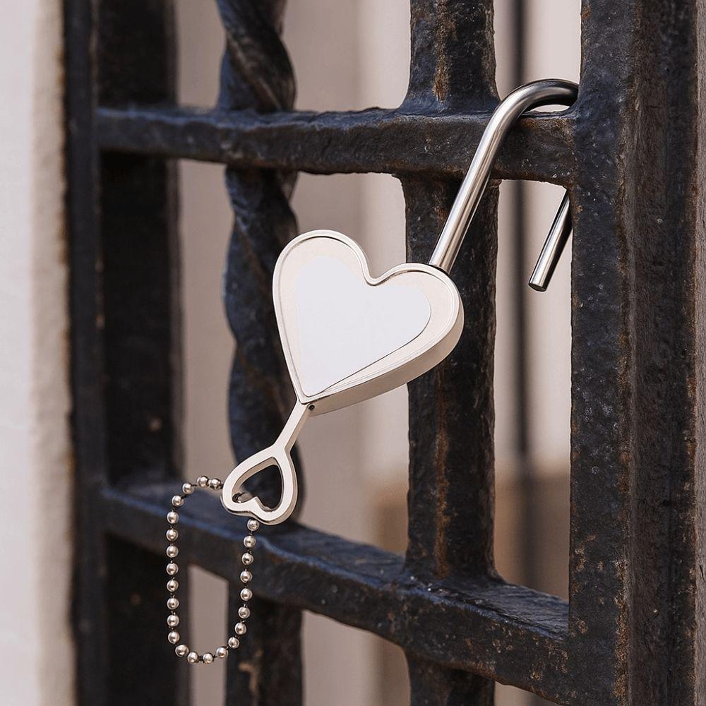 Square Shaped Thermal Transfer Lock Round Shaped Heart Shaped Lock Love Lock  Tourist Attraction
