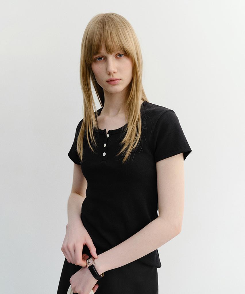 Deonseuteu Classic Scoop Neck Top_Udts6B222_Black