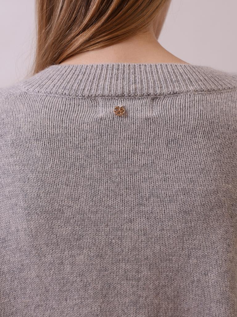 Kelidu Premium Raccoon V-Neck Knit Gray