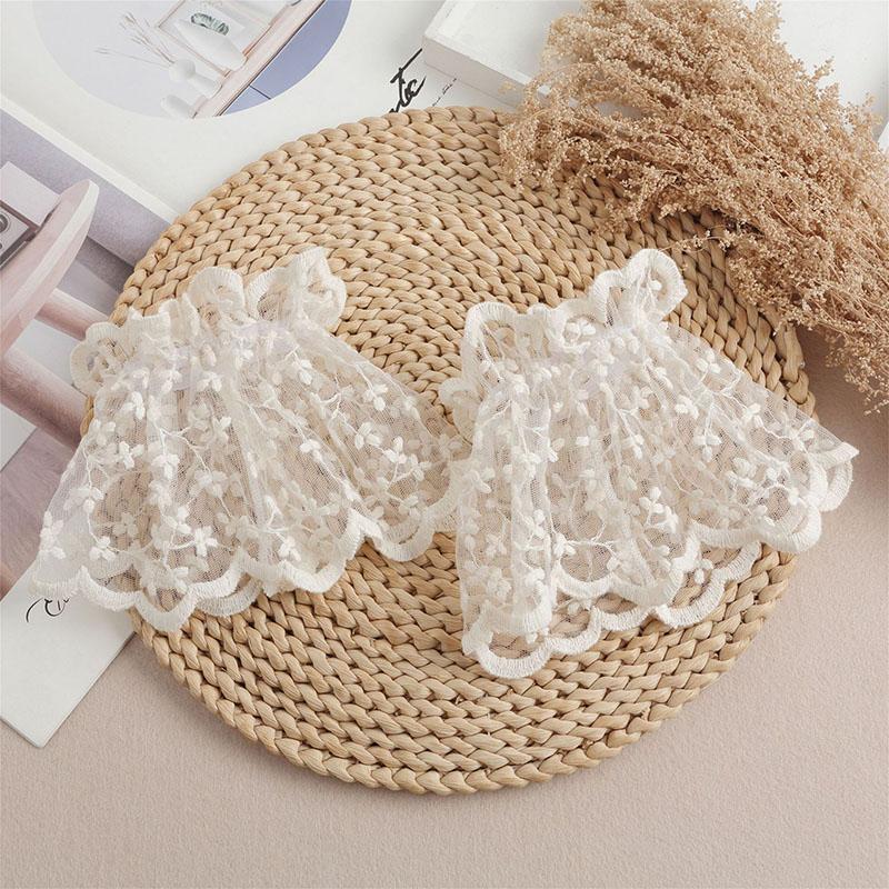 Women Detachable Sleeve Fake Cuffs Female Lace Pleated Flare Sleeve False Cuffs Ruffles Wristband Decorative Accessory