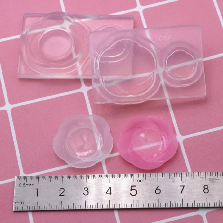 Silicone Handmade Pendant Molds Crafting Supplies Small Flower Shape for Resin Art Crafting and Home Decorating Projects