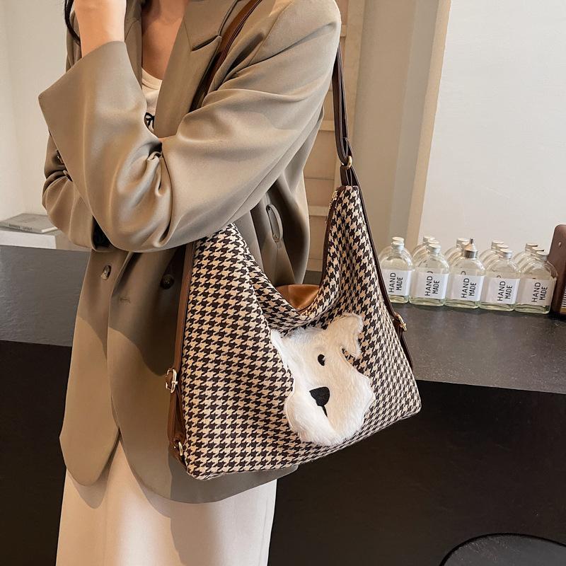 Large-capacity commuter bag women's 2025 new cute cartoon multi-functional backpack plaid shoulder tote women's bag
