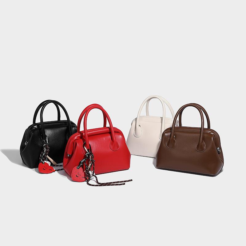 2024 Fall/Winter New Niche Handbag Fashionable and Elegant Large Capacity Single Shoulder Crossbody Boston Pillow Bag