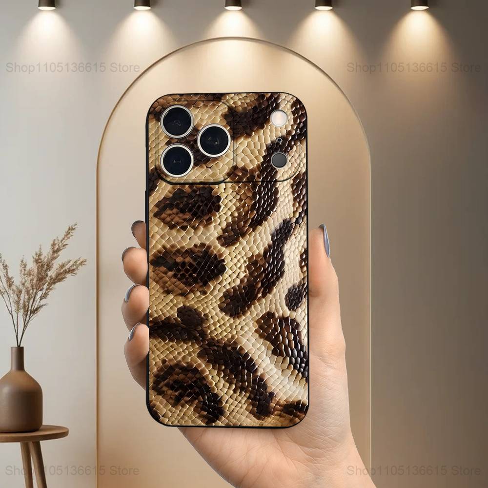 Snakeskin Pattern Art For iPhone 12,14,13,15,16,11,17,X,Mini,XR,SE,XS,Plus,Pro,Max,8,7,Soft Silicone Black Case