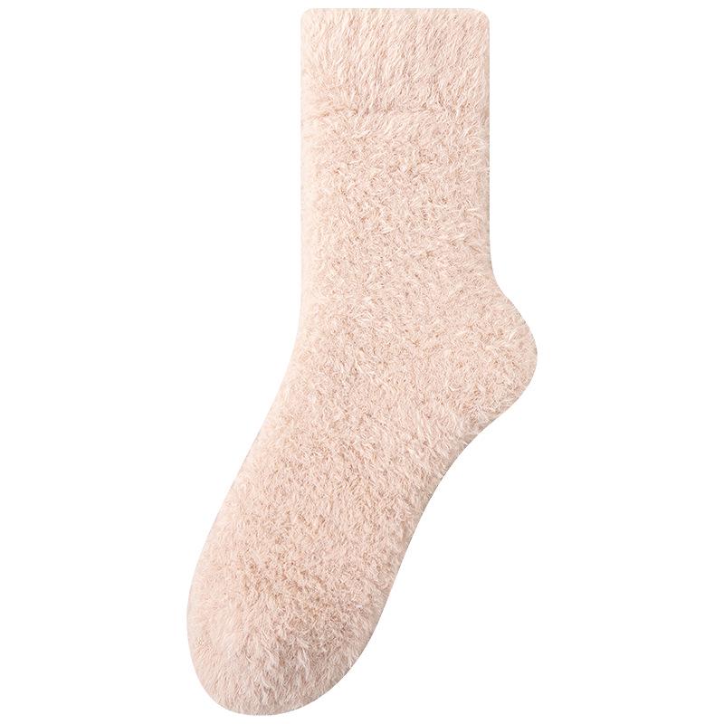 Coral Velvet Women's Mid-Calf Socks: Thick, Non-Shedding, Fleece-Lined for Autumn/Winter Warmth, Ideal for Sleep, Postpartum, and Home Use