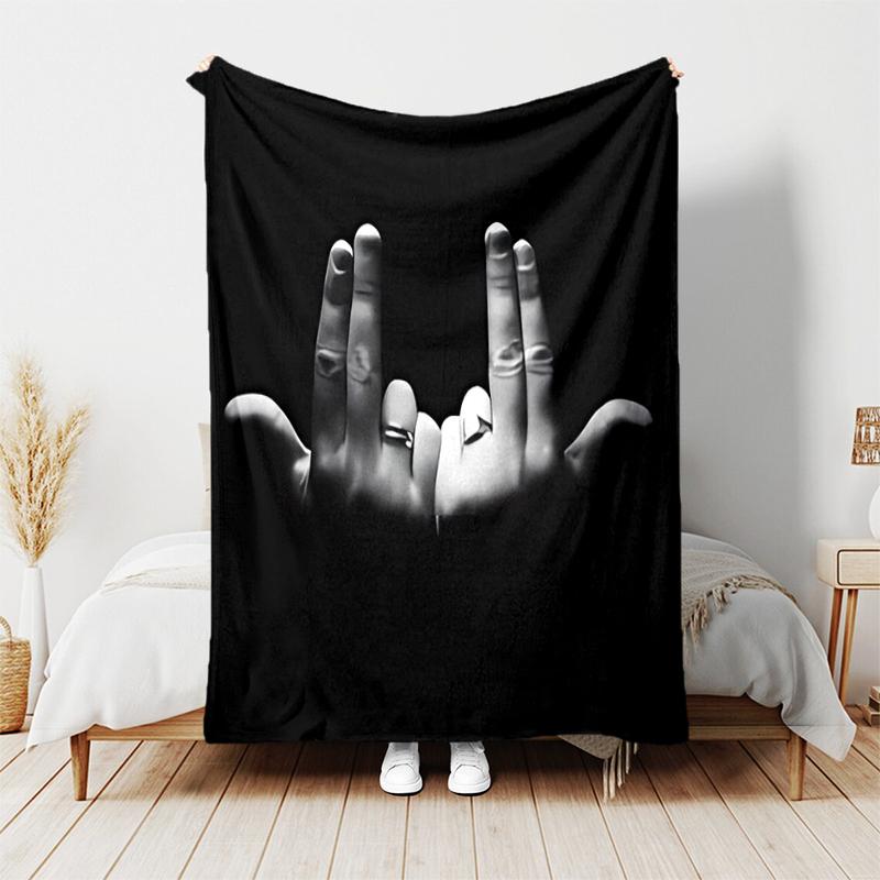 1pc Blanket Jul Rapper Print Design, Lightweight Blanket for Sofa, Bed- Soft &Warm, Gift for All Seasons Like Christmas, Halloween