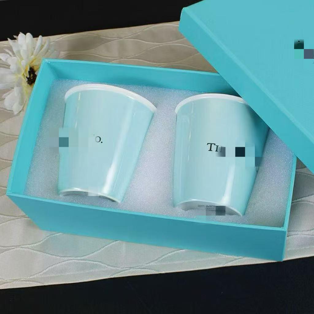 Handbemaltes High Bone China Stadtleben Blaues Tassen- und Untertassenset - Klassisches Design, Perfekt für Milch & Kaffee, Ideales Einweihungsgeschenk