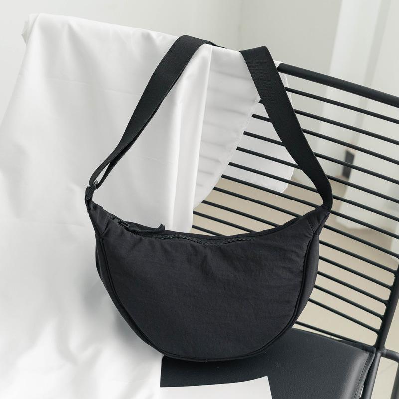 Casual Minimalist Crescent Zipper Shoulder Bag, All-Match Versatile Handbag For Daily Use, Sports Bag