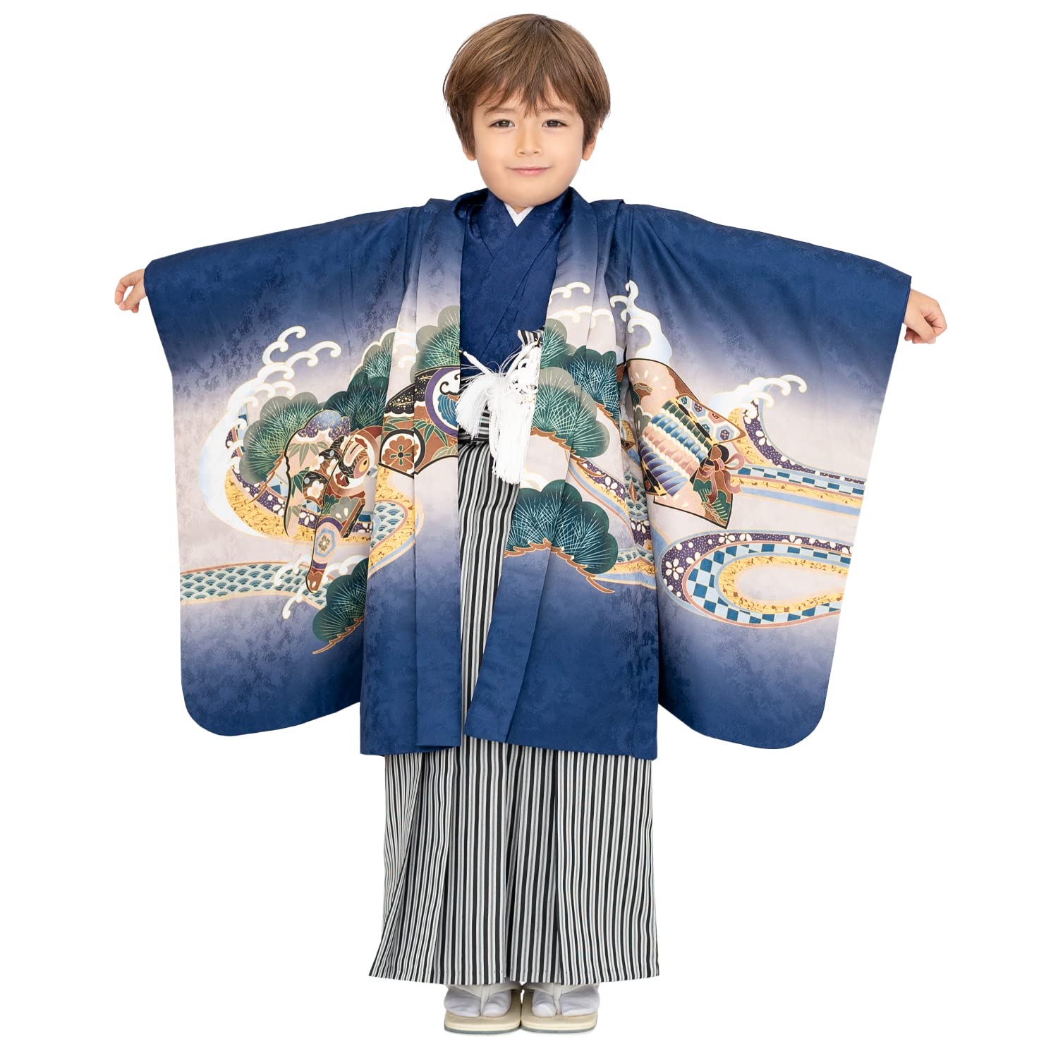 

Комплект Хаори и Хакама для возраста Благоприятный Полный комплект в полоску Черный Складной Хаори 2 Талии Мальчики Кабуто Черный [KYOETSU] Ситигосан, 5, Эба, Рисунок,