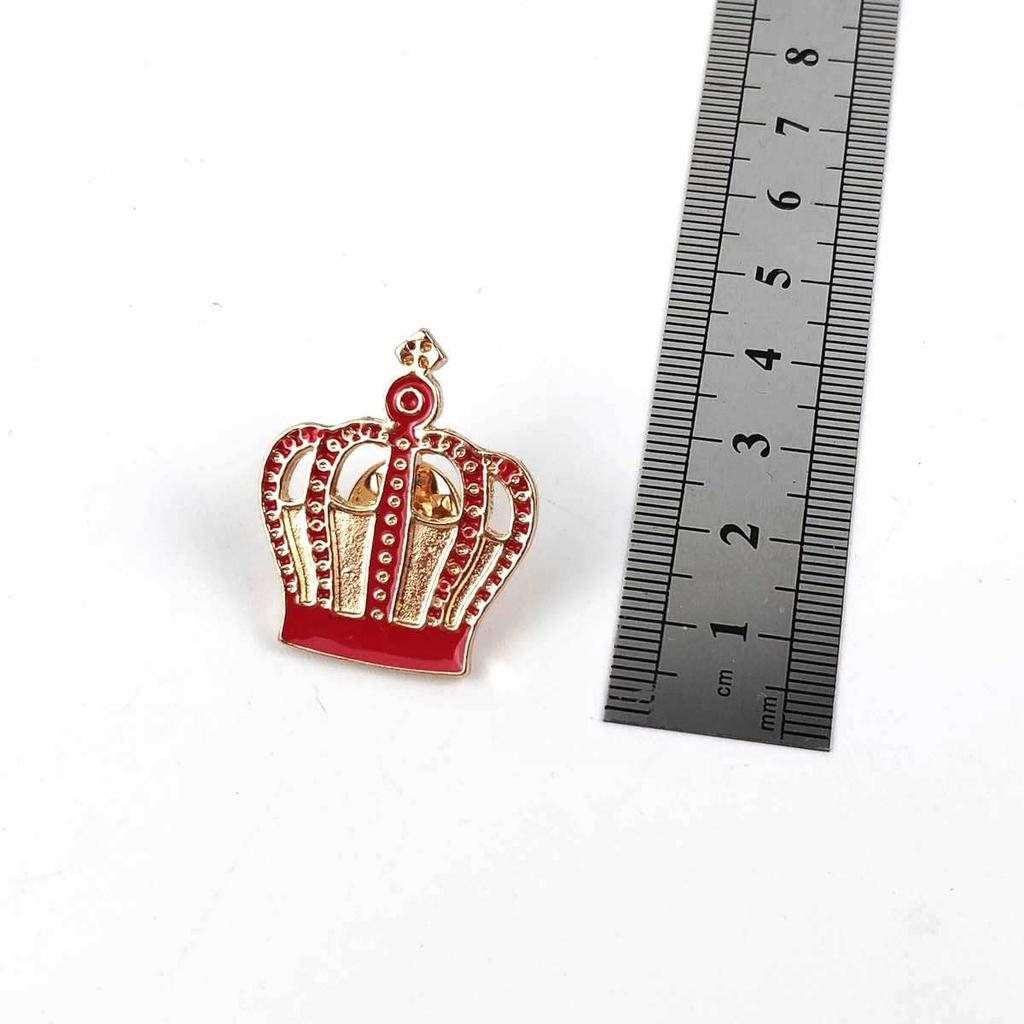 [F NODE] Crown Pin Badge, Red and Gold, 2.4cm X 3cm, Clasp, Badge, Pin, Stylish, Display, How To Use, How To Wear, Badge, Butterfly Clutch, Clutch,