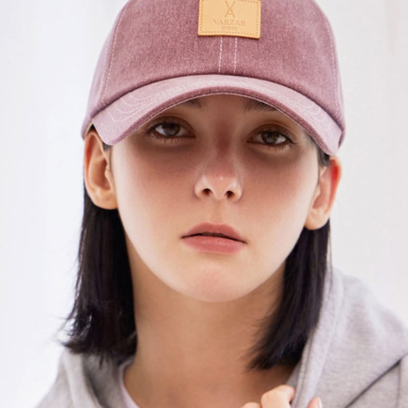 

VARZAR VA Square Pigment Label Ball Cap Red Bean FREE