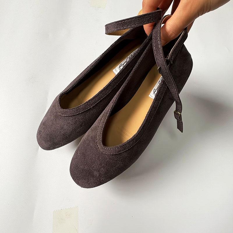 Fashion Ankle Strap Buckle Flat Mary Jane Shoes Women Comfort Shallow Soft Sole Designer Shoes High Quality Faux Suede Loafers
