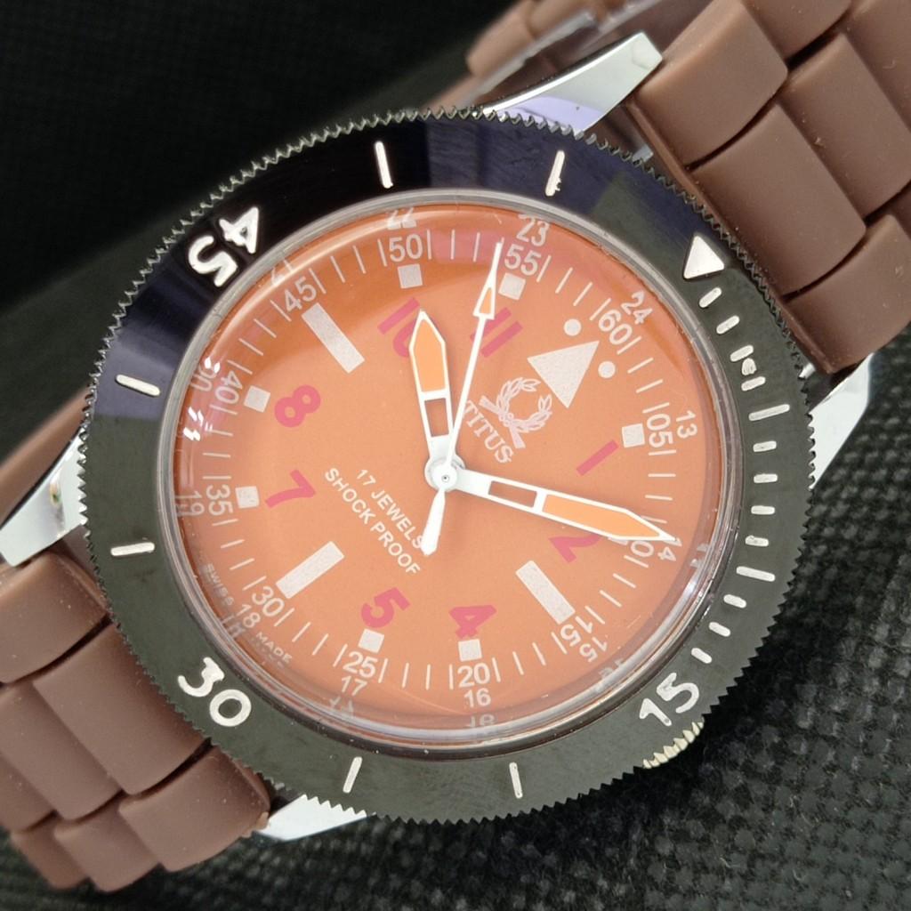 

REFURBISHED MENS TITUS 40MM TURNABLE BEZEL SWISS ORANGE DIAL WATCH a303210-2 R1013-000a303210