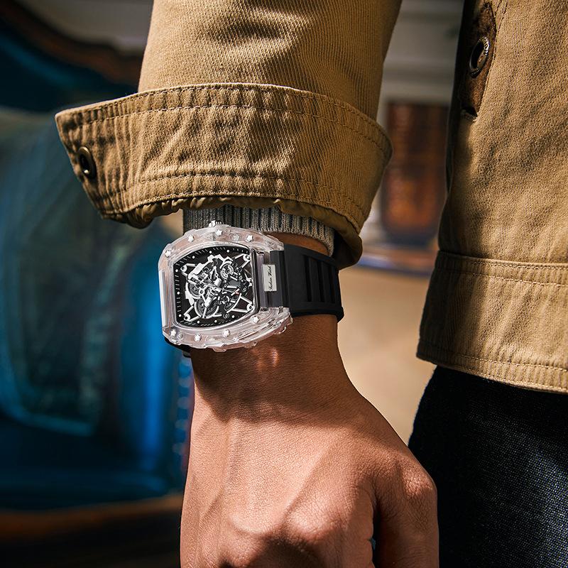 UTHAI Herrenuhr Mode Sport Nachtlicht Wasserdicht Transparent Eimerförmig Herrenuhr Quarz Uhr Uhr Herren Geschenk