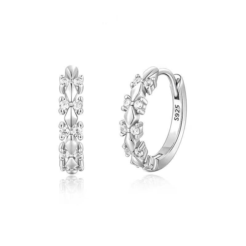 S925 Sterlingsilber Krönungs-Schmetterling Ohrringe: Elegantes High-End-Design für Damen
