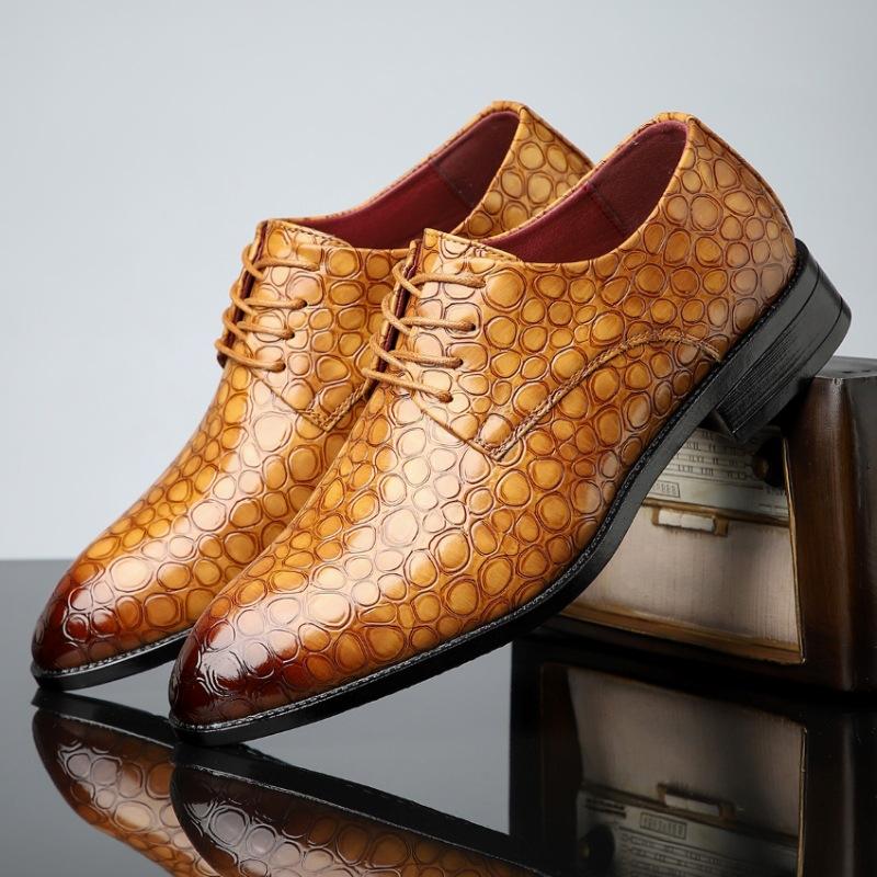 

20252025 Popular large size formal business soft sole British pointed wedding groom casual leather shoes 48 хакі