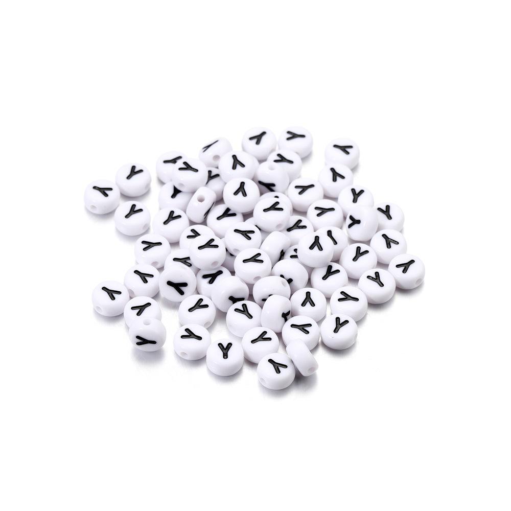 Bílé kulaté korálky s černými písmeny – sada 26 písmen pro vlastní výrobu náhrdelníků a řetízků na telefon