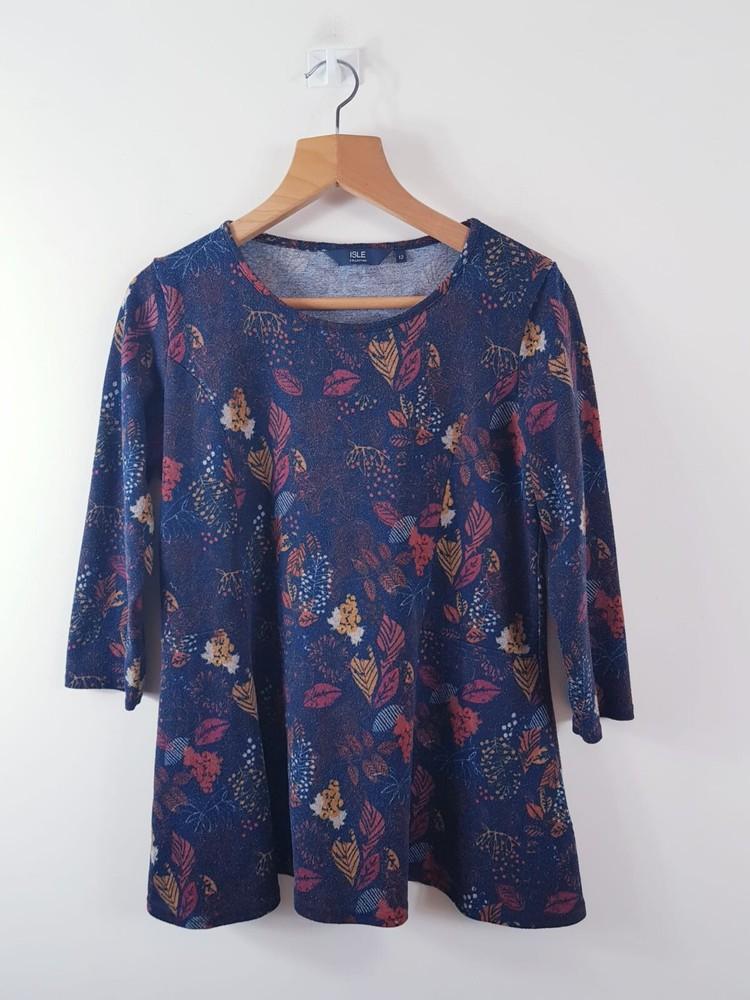 

Isle Collection Womens Round Neck Jumper Blue Size 12 Unisex T-Shirt XXXXL