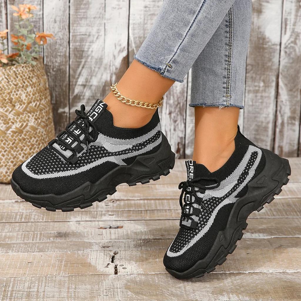 Fashion Fashion New Little White Shoes Mesh Breathable Sports Shoes Retro Colored Mesh Lacing Casual Shoes Increase Height 2024