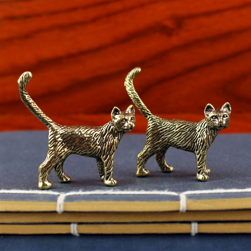 Handcrafted Vintage Brass Cat Figurine Set - Metal Animal Decor Ornament for Home and Collectors