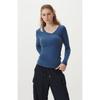 HuiT SofT Rib CuTouT Inbra Long Sleeve T hTwTl4k08T