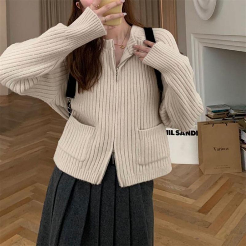 Autumn and Winter New Round Neck Zipper Knitted Cardigan Top Women's Retro Solid Color Soft Waxy Loose Sweater Jacket