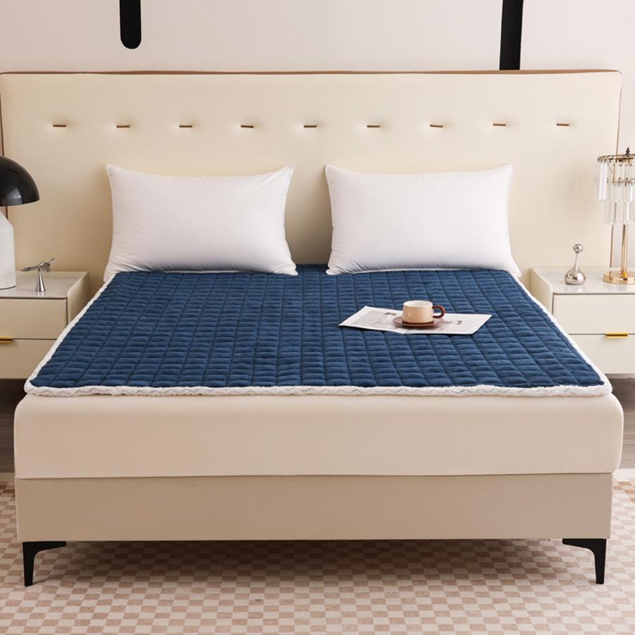 

1pc Solid Color Plaid Mattress Childrens and Teenagers Bedroom Single Bed Sheet Adults Black Bedding Flat Sheet for All Seasons 90x190cm 1pc