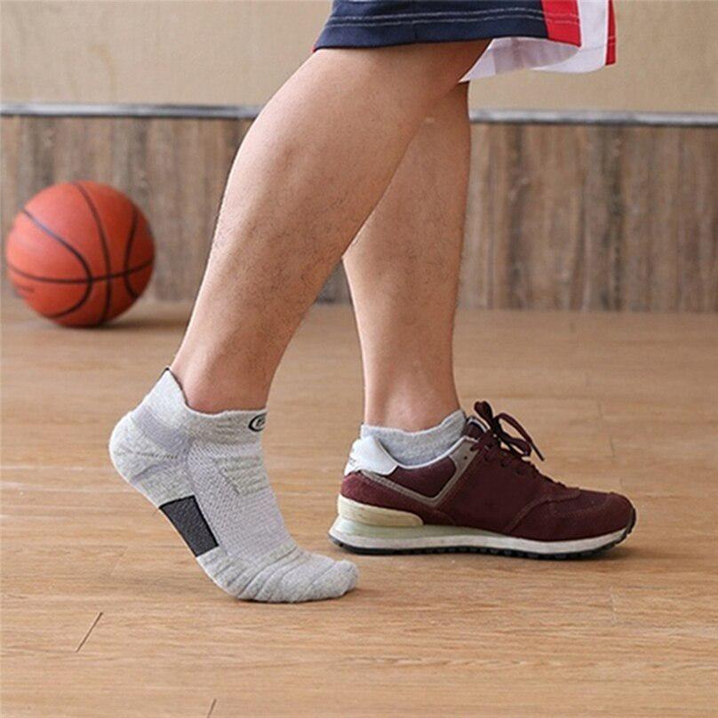 Exquisite Men Casual Thick Bottom Breathable Sweat-Absorbent Outdoor Sports Running Socks Basketball Sports Socks