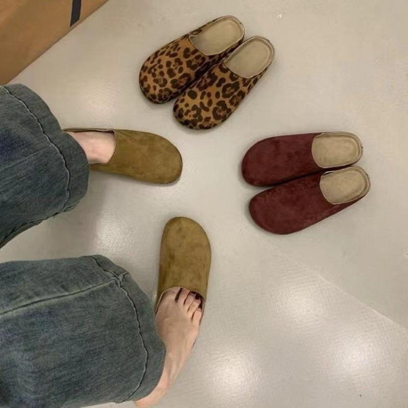 Flat Shoes Plus Size Women's Shoes Thick Soles Toe Caps Half Slippers Women Outdoor Wear Leopard Print Lazy Soft Soled Sneakers