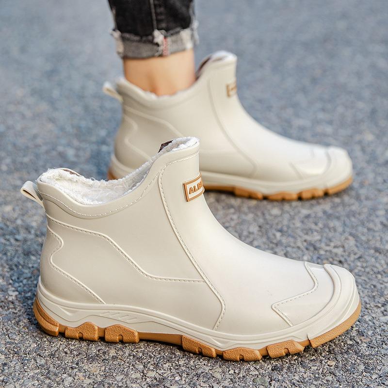 Winter warm and velvet men's rain shoes 39-48 extra large size black water shoes mountain men's rubber shoes fishing men's waterproof boots