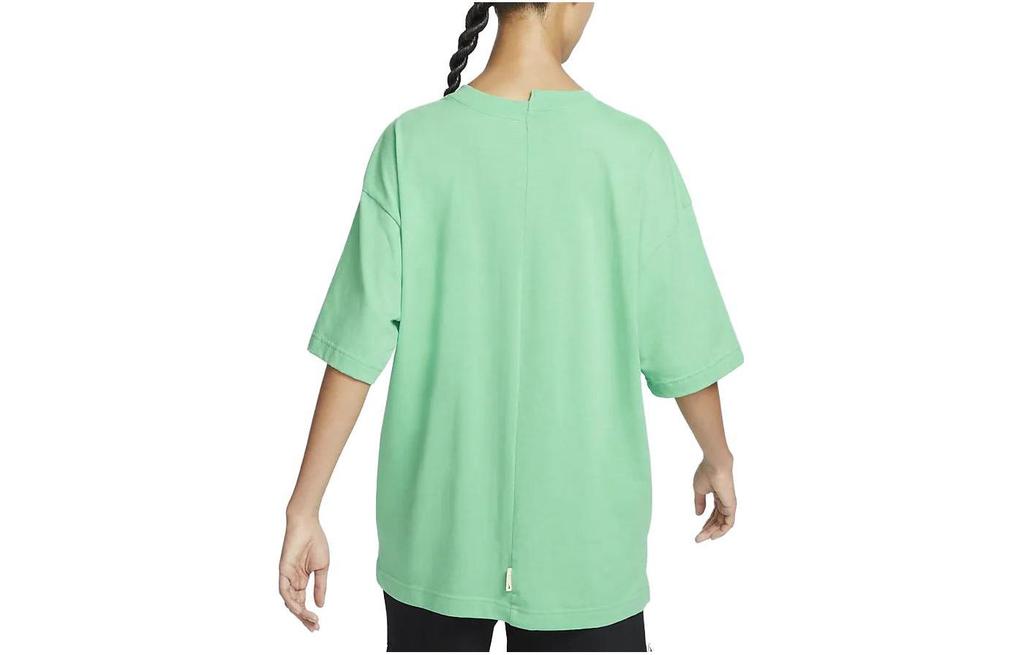 Nike T Shirts Women's Green Crew Neck Moderate Straight Fit DV8318-363