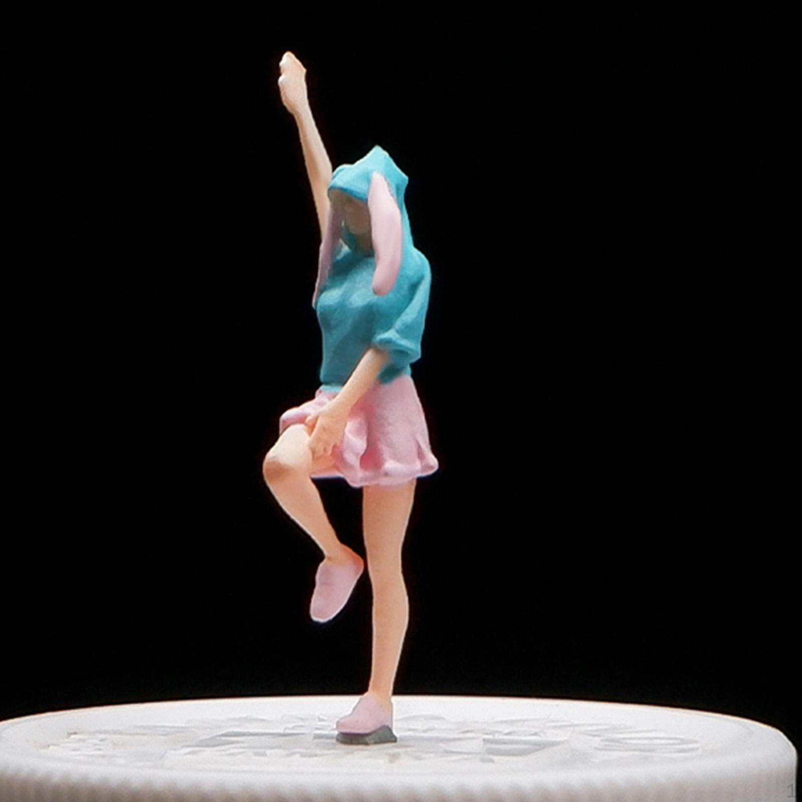 Diorama Figure Street People Model Resin Miniature Scene Character Dancing Women for Building