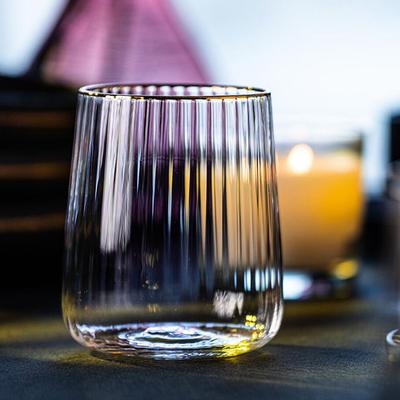 Klares Glas mit Goldrand, Weinglas, großes gestreiftes Glas, Milch, Saft, Soda, Bier, Wassergläser, Cocktailbecher, Glaswaren für Zuhause und Party