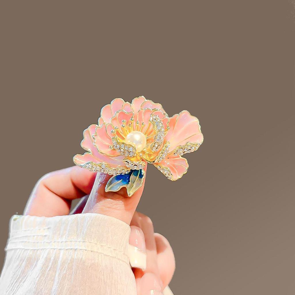 Sunward Growth Sunflower Brooch: Elegant Women's Corsage Pin for College Entrance Suits